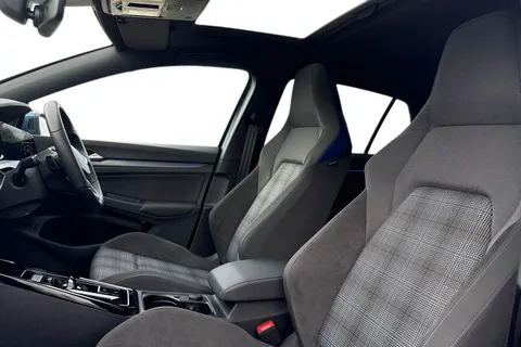 KR25MPZ Volkswagen Golf 1.5 TSI 272 GTE eHybrid 5dr DSG **PAN ROOF** Thumbnail #11