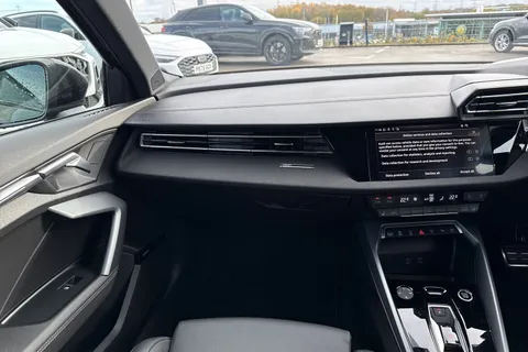 PN25JBU Audi A3 Black Edition 35 TFSI  150 PS S tronic Thumbnail #15