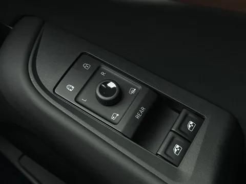 KW74NWF CUPRA Tavascan 210kW V1 77kWh 5dr Auto Thumbnail #19