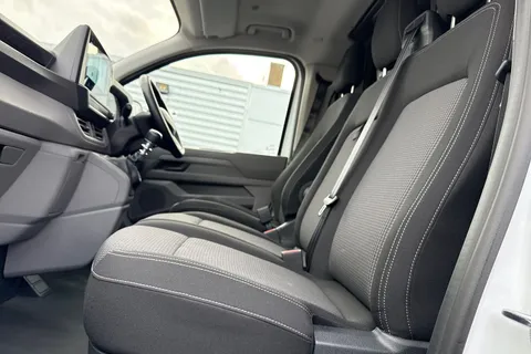 BV25RZM Volkswagen Transporter Commerce Plus 2.0 TDI 110 PS 6sp Manual Thumbnail #48