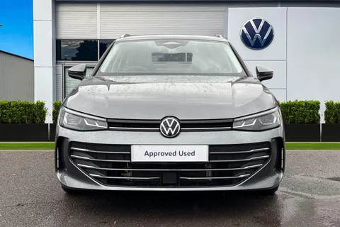 KN25MOV Volkswagen Passat 1.5 TSI eHybrid 204PS Life 5dr DSG ⭐Sunroof, York Alloys, Info Pack⭐ Thumbnail #6