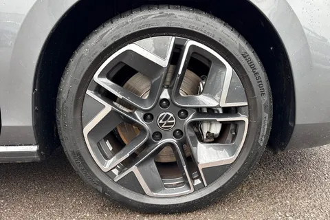 KN25MOV Volkswagen Passat 1.5 TSI eHybrid 204PS Life 5dr DSG ⭐Sunroof, York Alloys, Info Pack⭐ Thumbnail #10