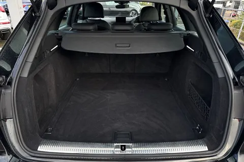 YH19FNS Audi A4 Avant Avant S line 35 TFSI 150 PS S tronic Thumbnail #7