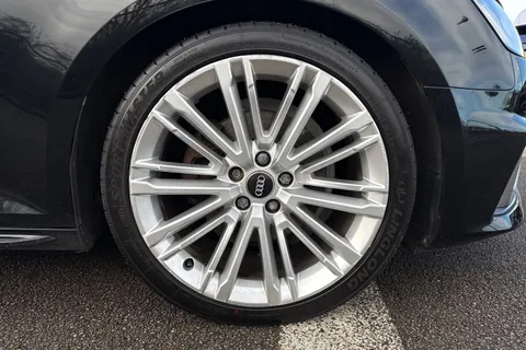 YH19FNS Audi A4 Avant Avant S line 35 TFSI 150 PS S tronic Thumbnail #10