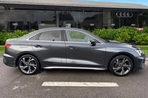 PF73FGK Audi A3 S line 35 TFSI  150 PS S tronic Thumbnail #4