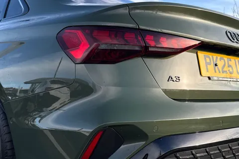 PK25ULA Audi A3 Black Edition 35 TFSI 150 PS S tronic Thumbnail #9