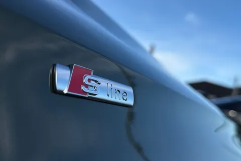 PK25ULA Audi A3 Black Edition 35 TFSI 150 PS S tronic Thumbnail #29