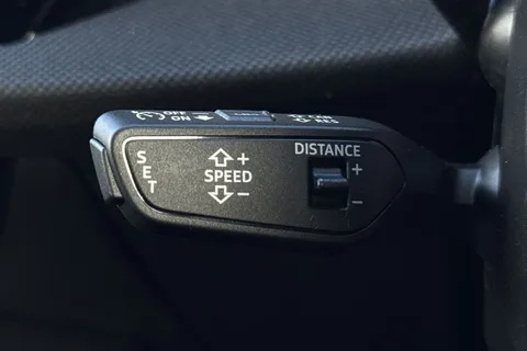 PK25ULA Audi A3 Black Edition 35 TFSI 150 PS S tronic Thumbnail #36