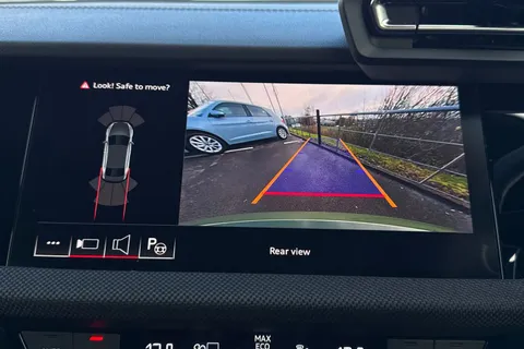 PK25ULA Audi A3 Black Edition 35 TFSI 150 PS S tronic Thumbnail #43