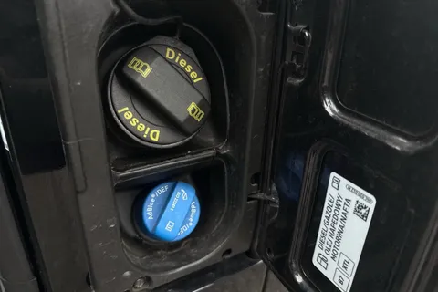 DG74CXY Volkswagen Transporter 2.0 TDI 110 Highline Van Thumbnail #25