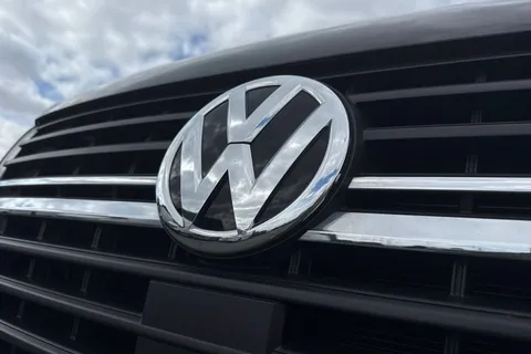 DG74CXY Volkswagen Transporter 2.0 TDI 110 Highline Van Thumbnail #29