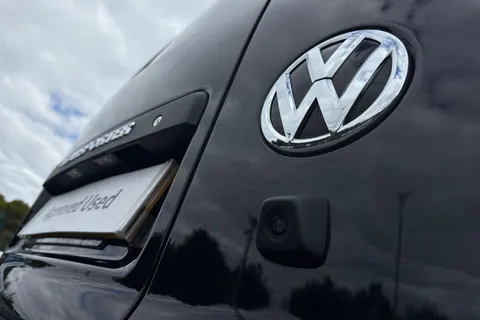 DG74CXY Volkswagen Transporter 2.0 TDI 110 Highline Van Thumbnail #32