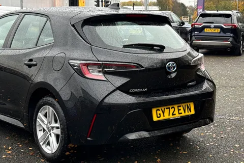 GY72EVN Toyota Corolla 1.8 VVT-h Icon CVT Euro 6 (s/s) 5dr Thumbnail #9