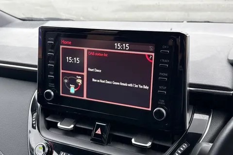 GY72EVN Toyota Corolla 1.8 VVT-h Icon CVT Euro 6 (s/s) 5dr Thumbnail #18