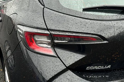 GY72EVN Toyota Corolla 1.8 VVT-h Icon CVT Euro 6 (s/s) 5dr Thumbnail #29