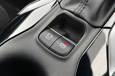 GY72EVN Toyota Corolla 1.8 VVT-h Icon CVT Euro 6 (s/s) 5dr Thumbnail #45