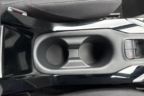 GY72EVN Toyota Corolla 1.8 VVT-h Icon CVT Euro 6 (s/s) 5dr Thumbnail #46