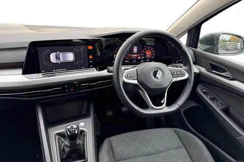 PJ22YBV Volkswagen Golf 1.5 TSI Life Euro 6 (s/s) 5dr Thumbnail #19