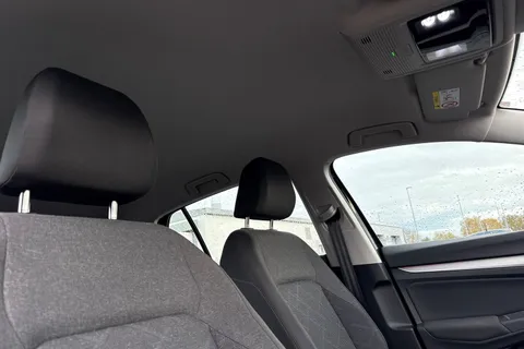 PJ22YBV Volkswagen Golf 1.5 TSI Life Euro 6 (s/s) 5dr Thumbnail #25