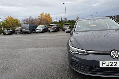 PJ22YBV Volkswagen Golf 1.5 TSI Life Euro 6 (s/s) 5dr Thumbnail #26