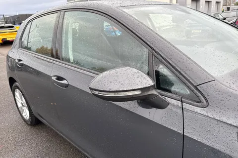 PJ22YBV Volkswagen Golf 1.5 TSI Life Euro 6 (s/s) 5dr Thumbnail #29