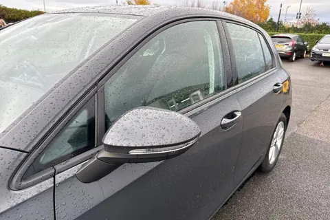 PJ22YBV Volkswagen Golf 1.5 TSI Life Euro 6 (s/s) 5dr Thumbnail #30