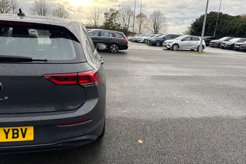 PJ22YBV Volkswagen Golf 1.5 TSI Life Euro 6 (s/s) 5dr Thumbnail #33