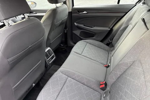 PJ22YBV Volkswagen Golf 1.5 TSI Life Euro 6 (s/s) 5dr Thumbnail #35