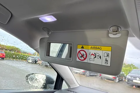 PJ22YBV Volkswagen Golf 1.5 TSI Life Euro 6 (s/s) 5dr Thumbnail #61