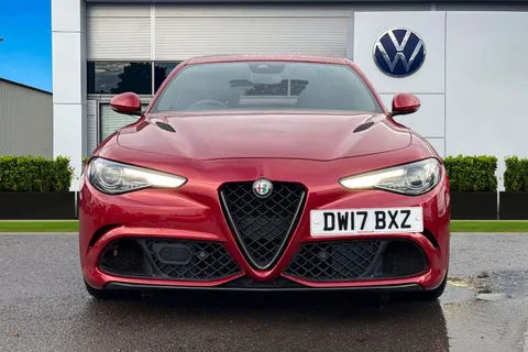 DW17BXZ Alfa Romeo Giulia 2.9 V6 Bi-Turbo Quadrifoglio Auto Euro 6 (s/s) 4dr Thumbnail #7