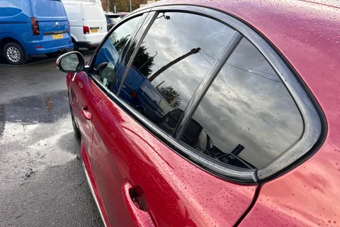 DW17BXZ Alfa Romeo Giulia 2.9 V6 Bi-Turbo Quadrifoglio Auto Euro 6 (s/s) 4dr Thumbnail #35