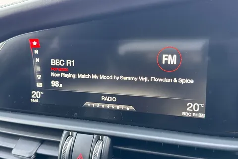 DW17BXZ Alfa Romeo Giulia 2.9 V6 Bi-Turbo Quadrifoglio Auto Euro 6 (s/s) 4dr Thumbnail #52