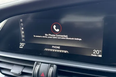 DW17BXZ Alfa Romeo Giulia 2.9 V6 Bi-Turbo Quadrifoglio Auto Euro 6 (s/s) 4dr Thumbnail #54