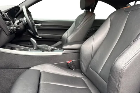 16 of 64 for BMW 2 Series 2.0 220d M Sport Auto Euro 6 (s/s) 2dr