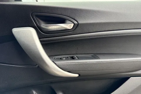 21 of 64 for BMW 2 Series 2.0 220d M Sport Auto Euro 6 (s/s) 2dr