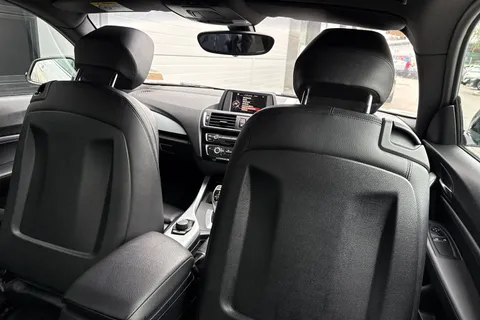 36 of 64 for BMW 2 Series 2.0 220d M Sport Auto Euro 6 (s/s) 2dr