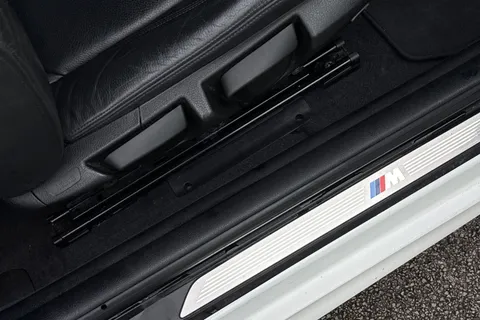 37 of 64 for BMW 2 Series 2.0 220d M Sport Auto Euro 6 (s/s) 2dr