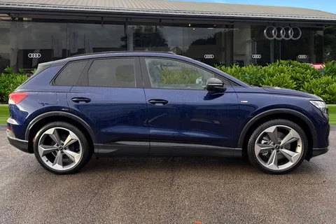 Audi Q4 e-tron 55 Black Edition Auto quattro 5dr 82kWh Thumbnail #4