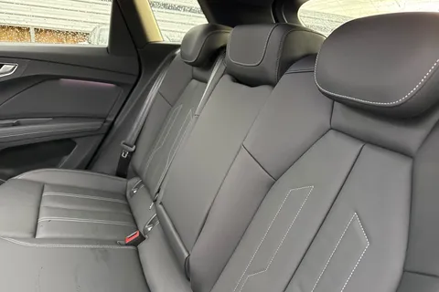 Audi Q4 e-tron 55 Black Edition Auto quattro 5dr 82kWh Thumbnail #19