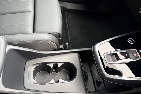 Audi Q4 e-tron 55 Black Edition Auto quattro 5dr 82kWh Thumbnail #23