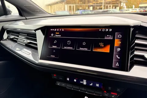 Audi Q4 e-tron 55 Black Edition Auto quattro 5dr 82kWh Thumbnail #37