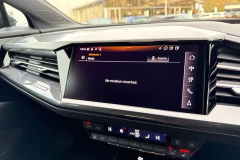 Audi Q4 e-tron 55 Black Edition Auto quattro 5dr 82kWh Thumbnail #38