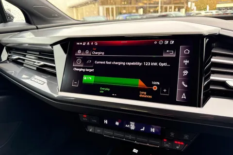 Audi Q4 e-tron 55 Black Edition Auto quattro 5dr 82kWh Thumbnail #45