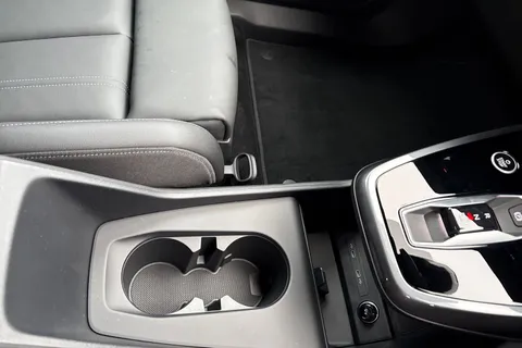 Audi Q4 e-tron 55 Black Edition Auto quattro 5dr 82kWh Thumbnail #54