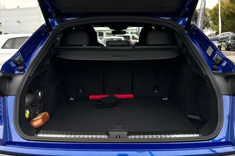  Audi Q5 2.0 TDI Edition 1 Sportback S Tronic quattro Euro 6 (s/s) 5dr Thumbnail #7