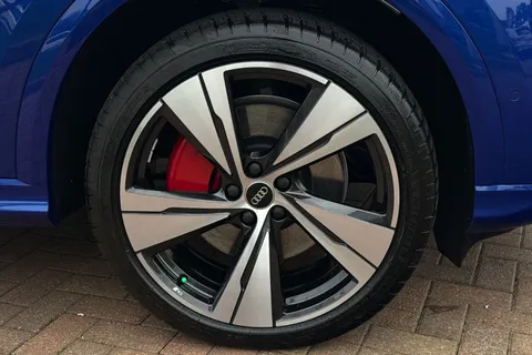  Audi Q5 2.0 TDI Edition 1 Sportback S Tronic quattro Euro 6 (s/s) 5dr Thumbnail #11