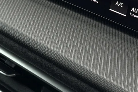  Audi Q5 2.0 TDI Edition 1 Sportback S Tronic quattro Euro 6 (s/s) 5dr Thumbnail #47