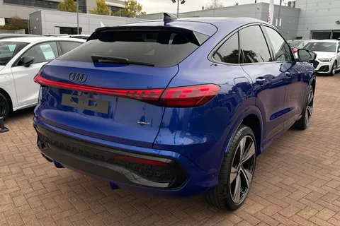  Audi Q5 2.0 TDI Edition 1 Sportback S Tronic quattro Euro 6 (s/s) 5dr Thumbnail #59