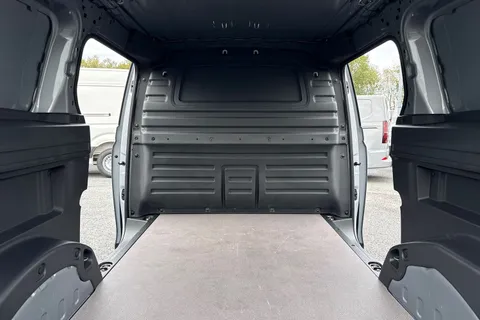 DC74FSZ Volkswagen Id. Buzz Cargo 210kW Commerce 79kWh Auto Thumbnail #35