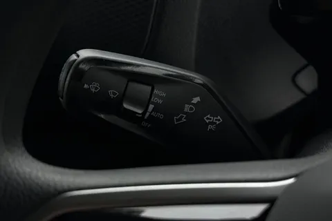 DC74FSZ Volkswagen Id. Buzz Cargo 210kW Commerce 79kWh Auto Thumbnail #36